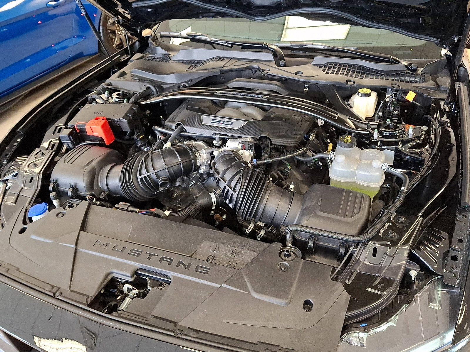 Used 2025 Ford Mustang Dark Horse image 25