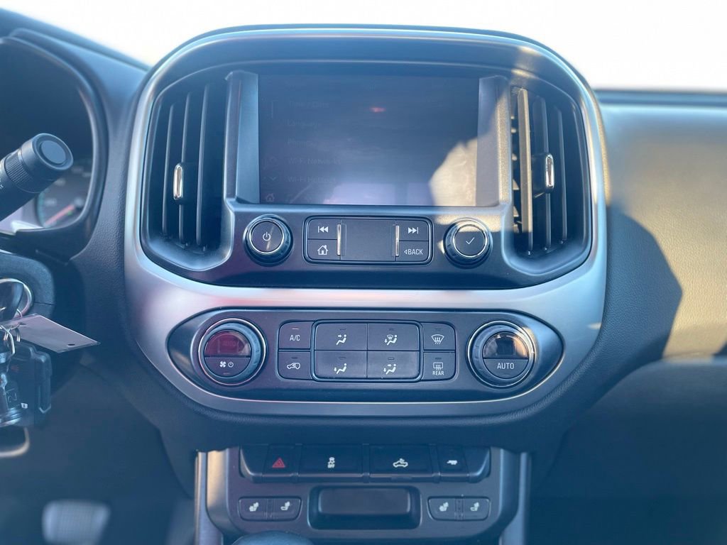 Used 2022 Chevrolet Colorado LT w/ Luxury Package image 15