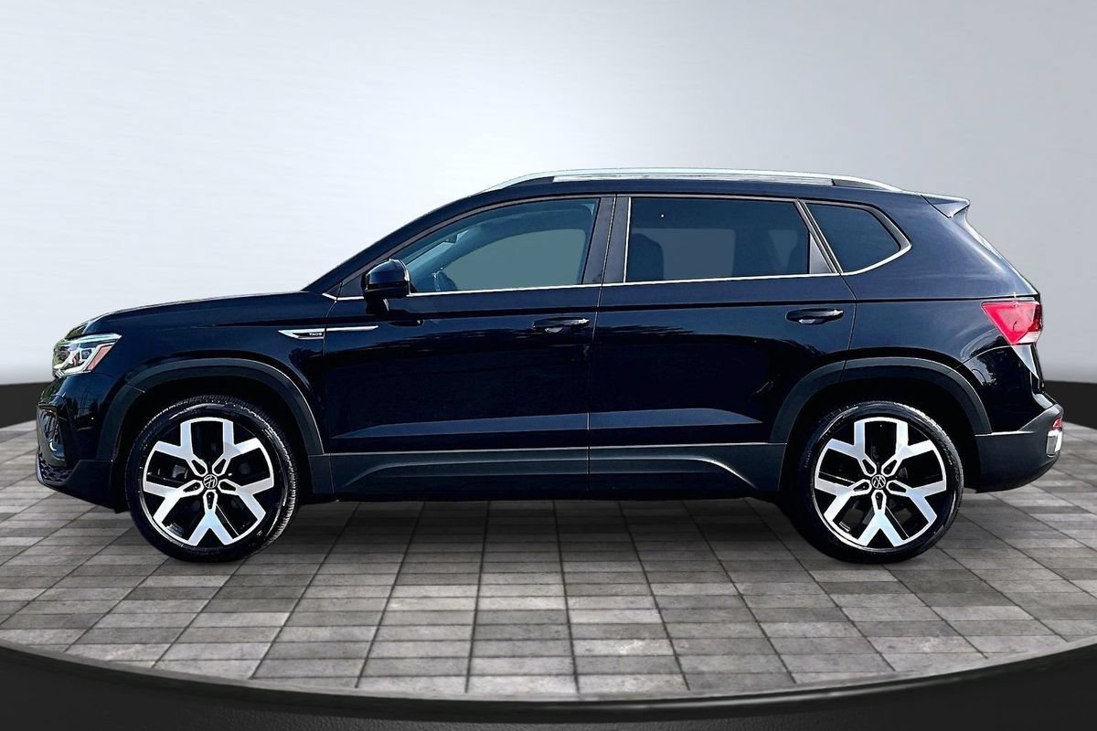 Used 2023 Volkswagen Taos SEL AWD/4WD image 4