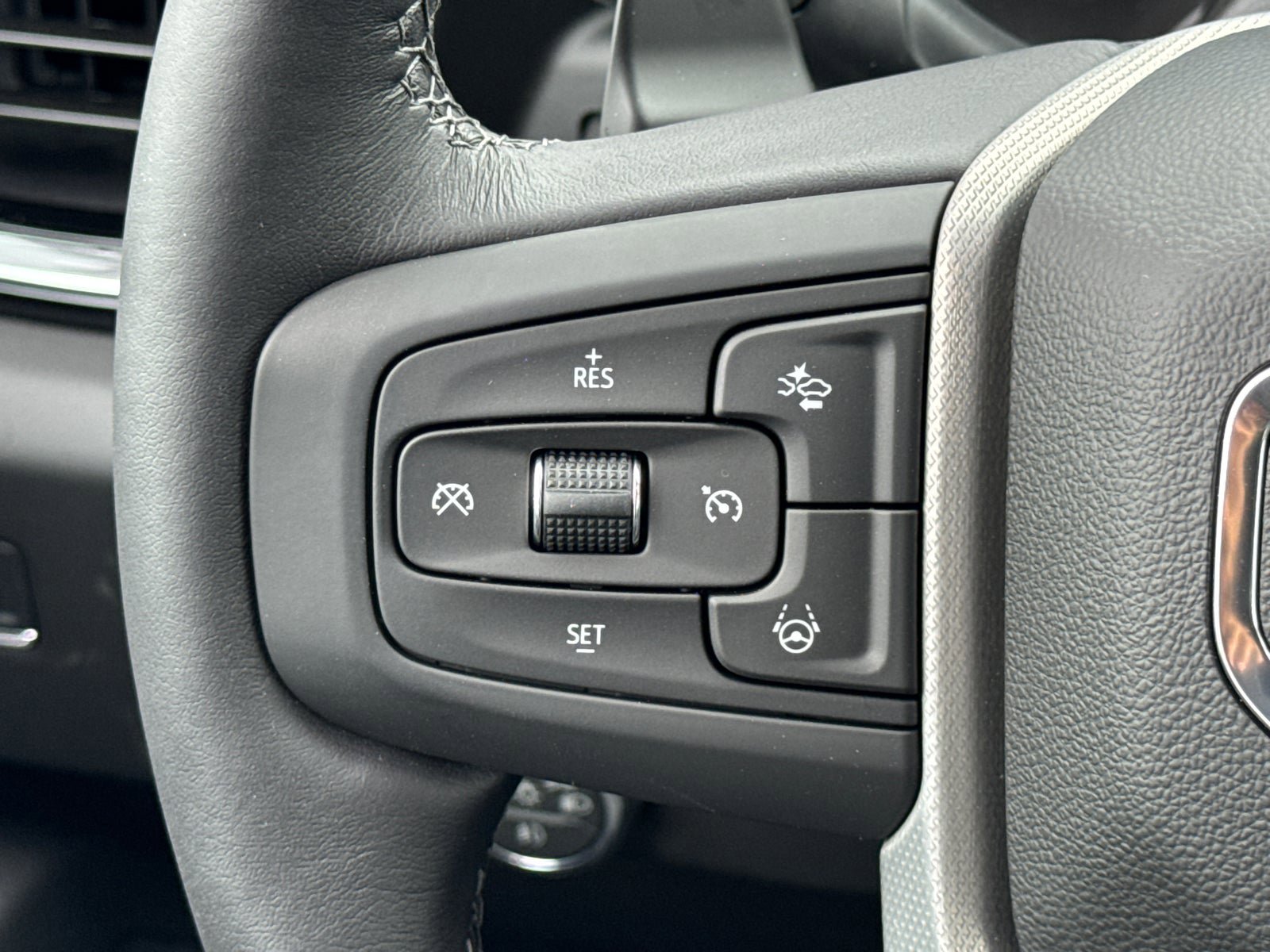 Used 2026 GMC Sierra 1500 Denali AWD/4WD image 27