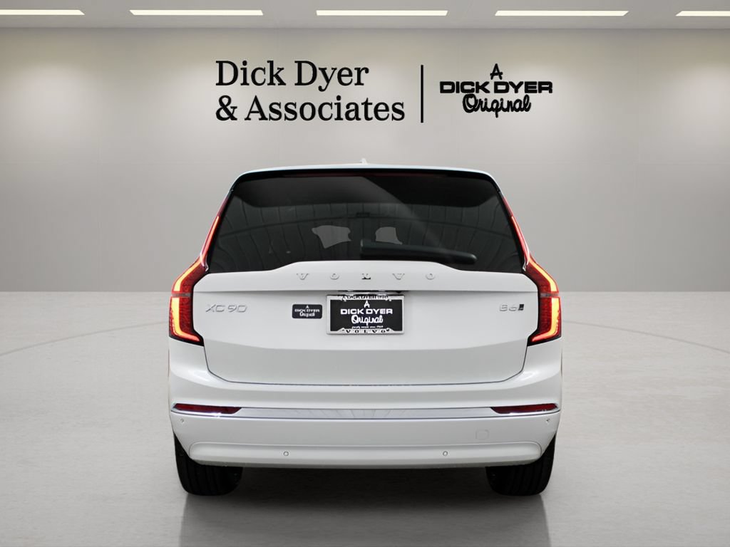 New 2026 Volvo XC90 B6 Ultra w/ Protection Package AWD/4WD image 10