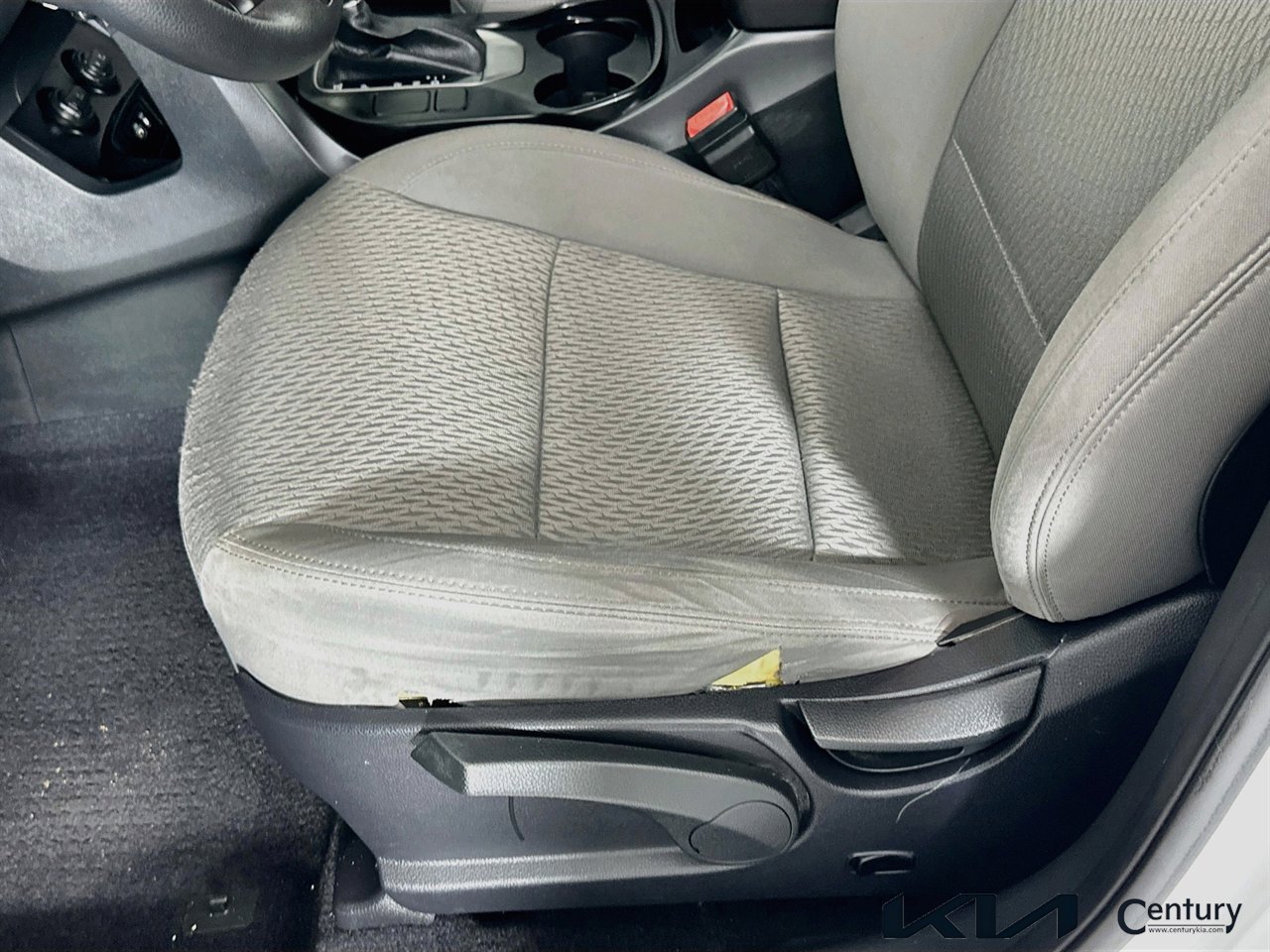 Used 2018 Hyundai Santa Fe Sport w/ Cargo Package FWD image 18