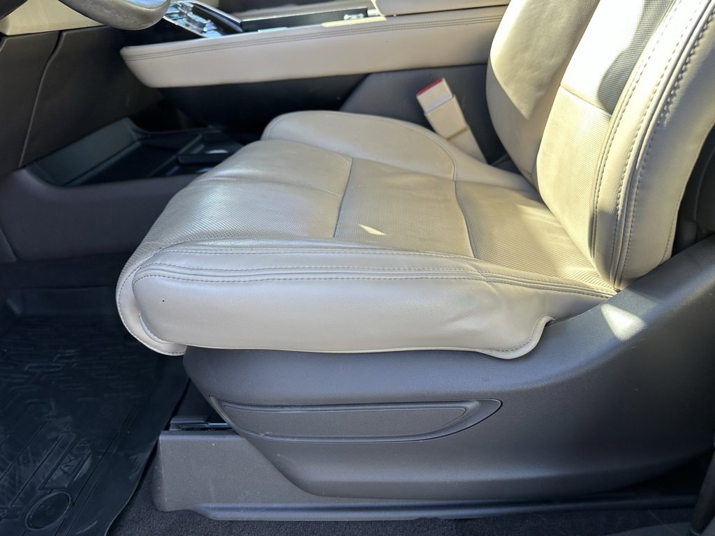 Used 2023 Lincoln Navigator L Reserve image 12