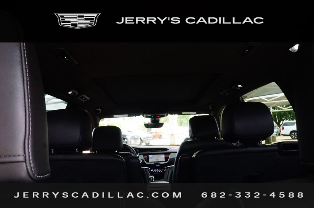 Used 2024 Cadillac XT6 Sport w/ Technology Package AWD/4WD image 26