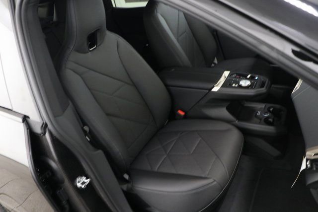 Used 2025 BMW iX xDrive50 image 29