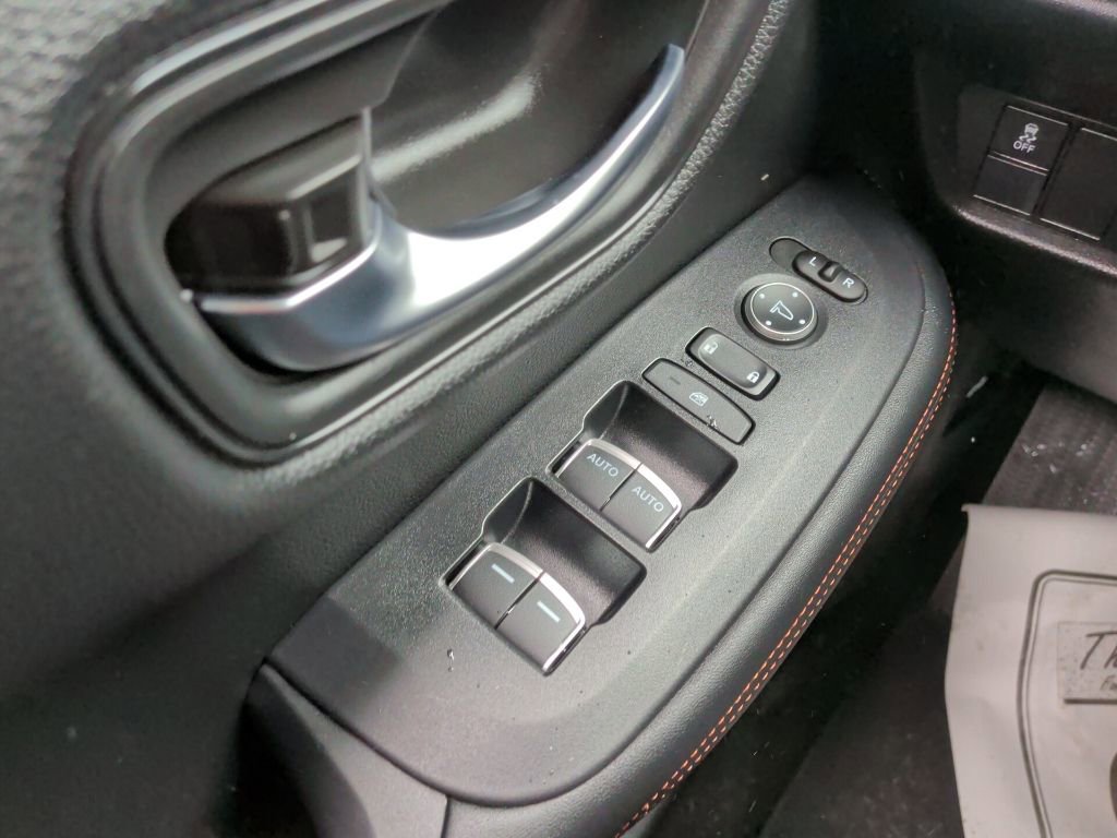 Certified 2024 Honda HR-V Sport image 13