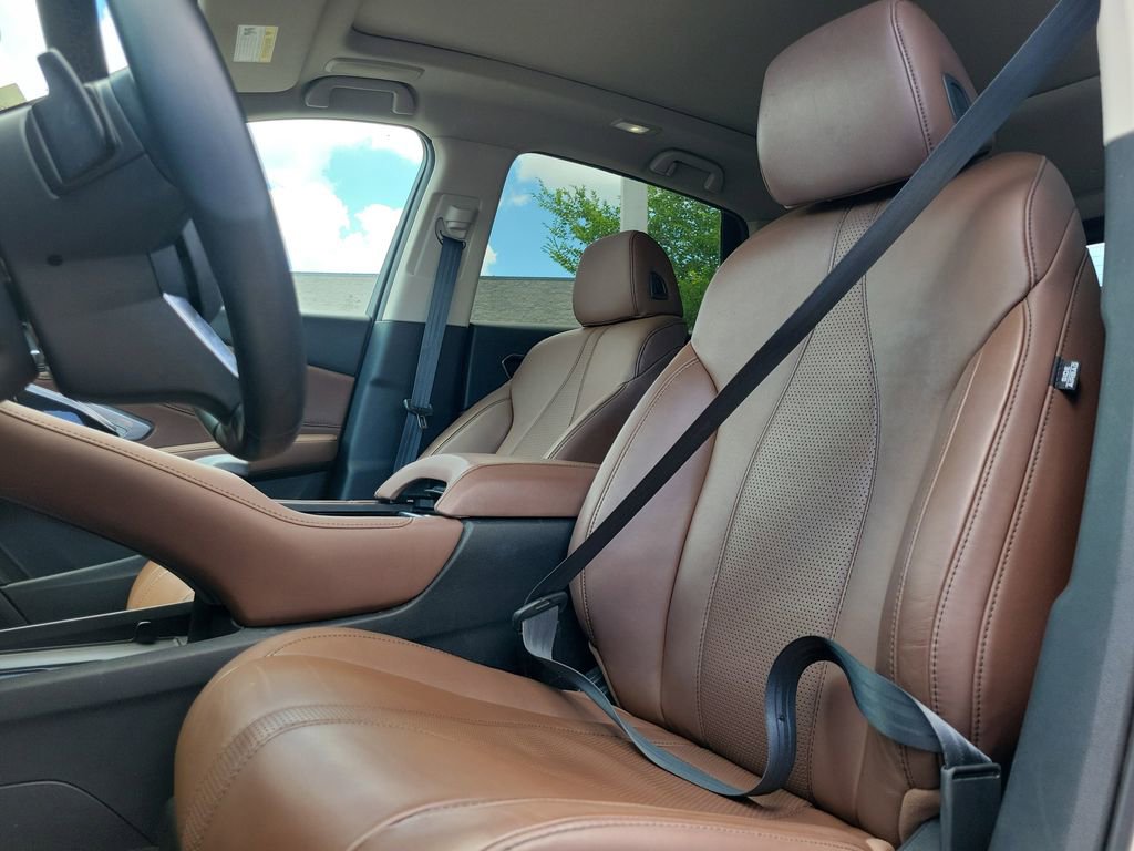 Used 2023 Acura RDX w/ Technology Package FWD image 17