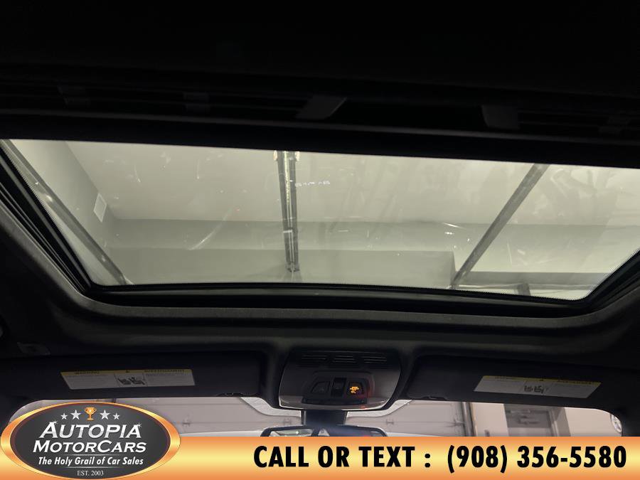 Used 2018 BMW M3 image 24