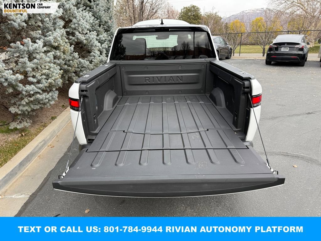 Used 2025 Rivian R1T Adventure image 35