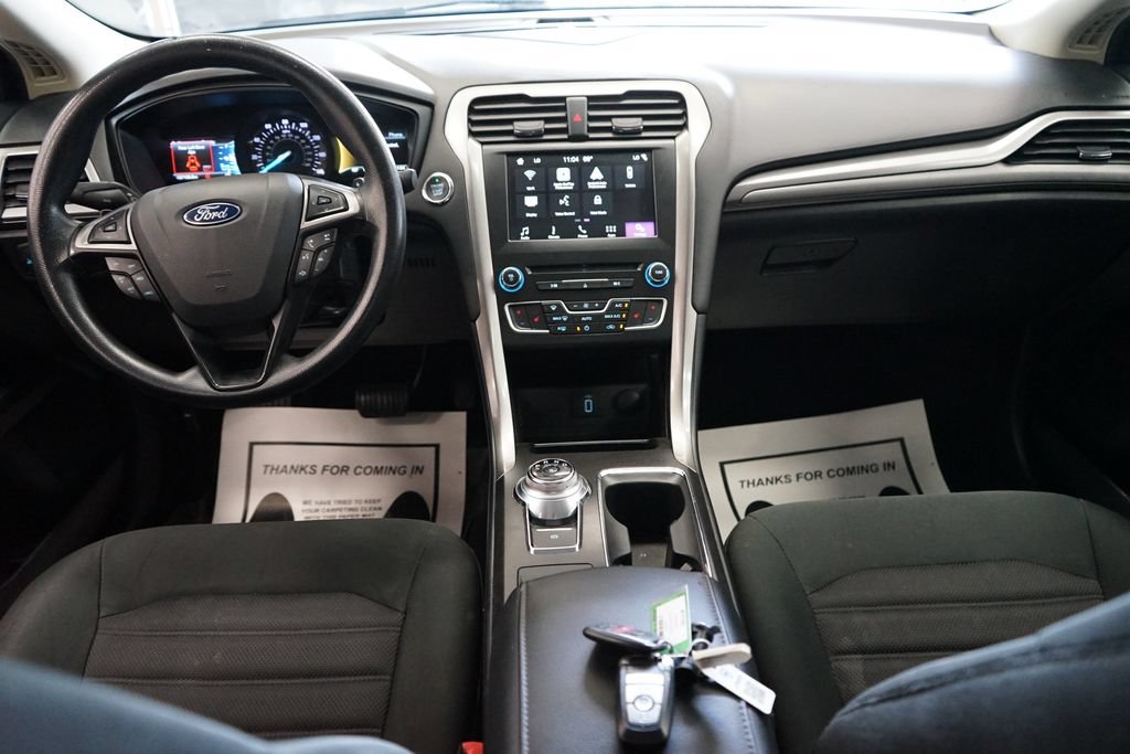 Used 2018 Ford Fusion SE w/ Fusion SE Technology Package FWD image 38