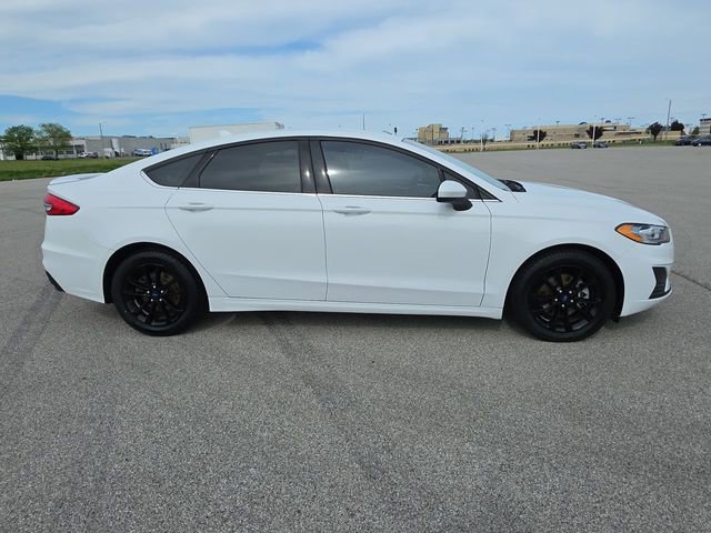 Used 2020 Ford Fusion SE FWD image 14