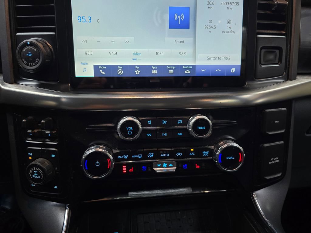 Used 2023 Ford F150 Lariat w/ Trailer Tow Package image 43