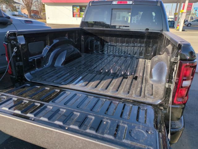 New 2026 RAM 1500 4x4 Crew Cab image 28