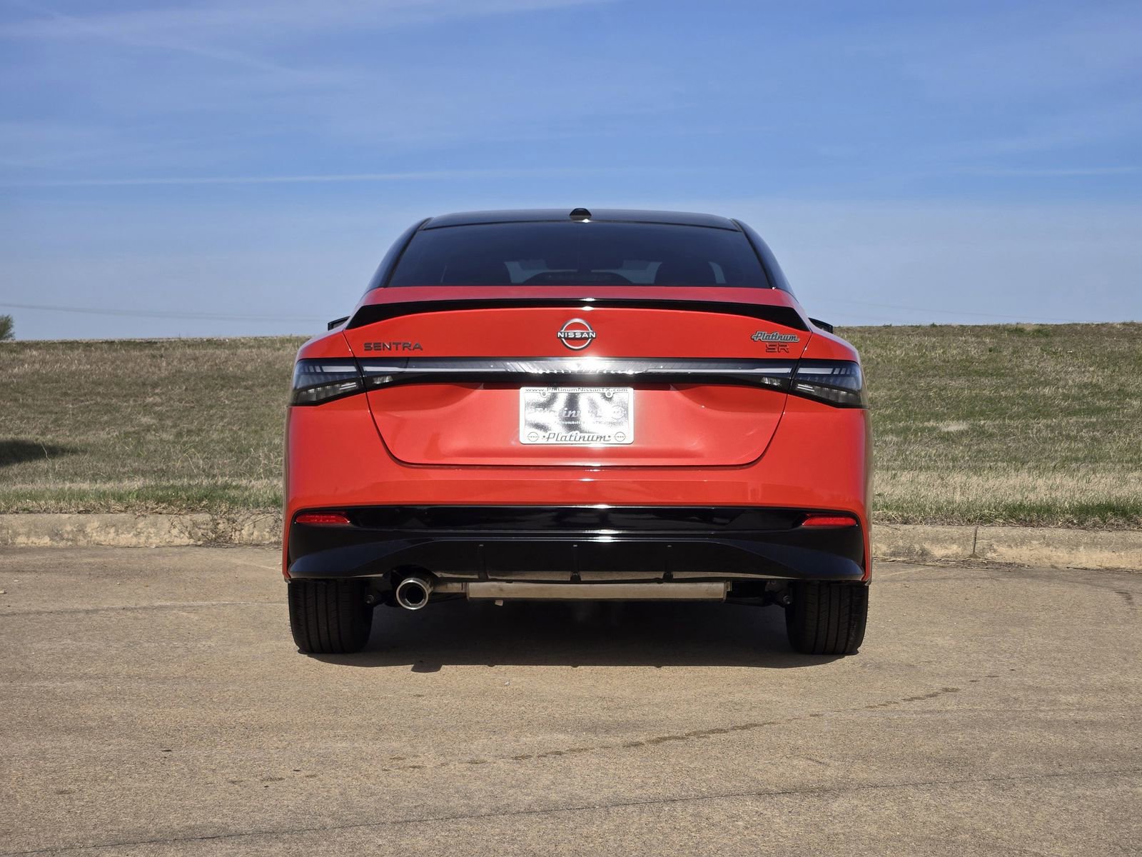 New 2026 Nissan Sentra SR FWD image 8