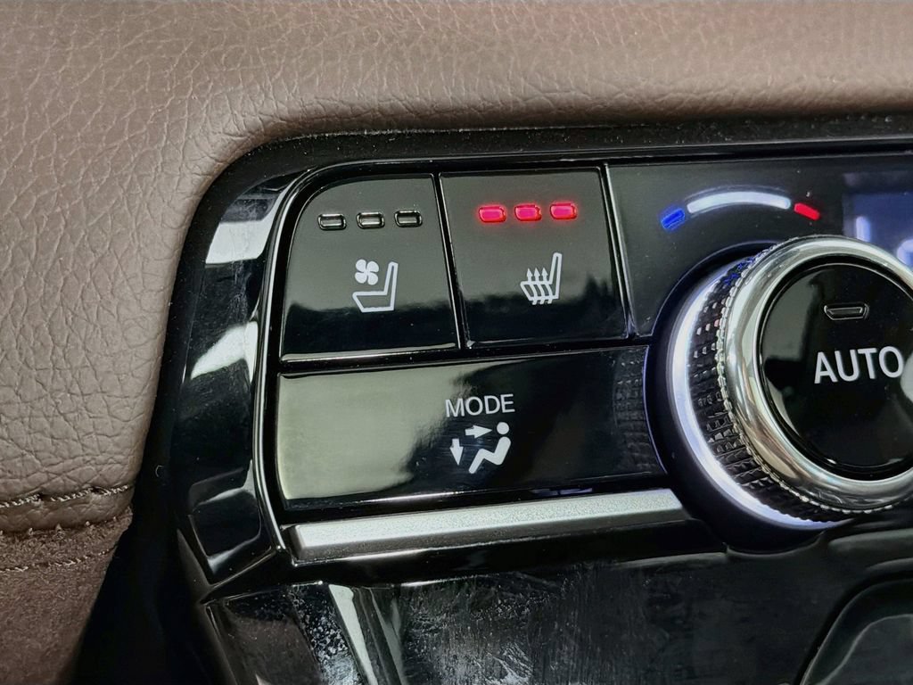 Used 2026 Honda Pilot Elite image 21