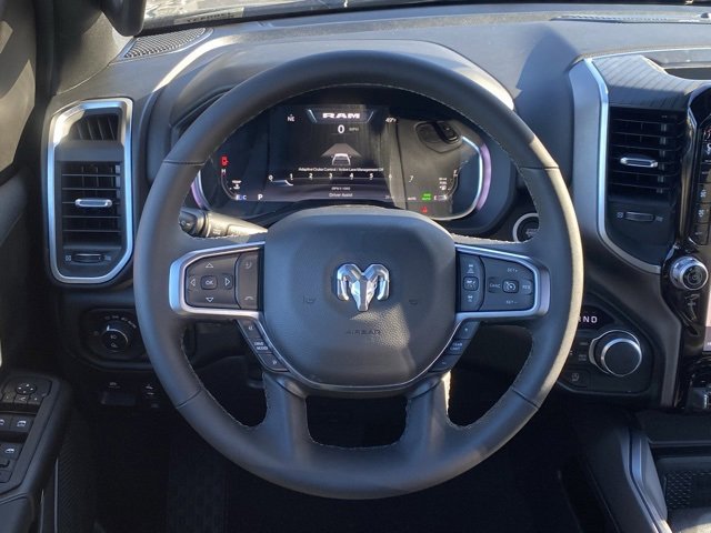 New 2026 RAM 1500 4x4 Crew Cab image 36