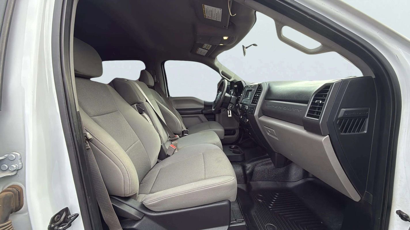 Used 2019 Ford F250 XL w/ Power Equipment Group image 15