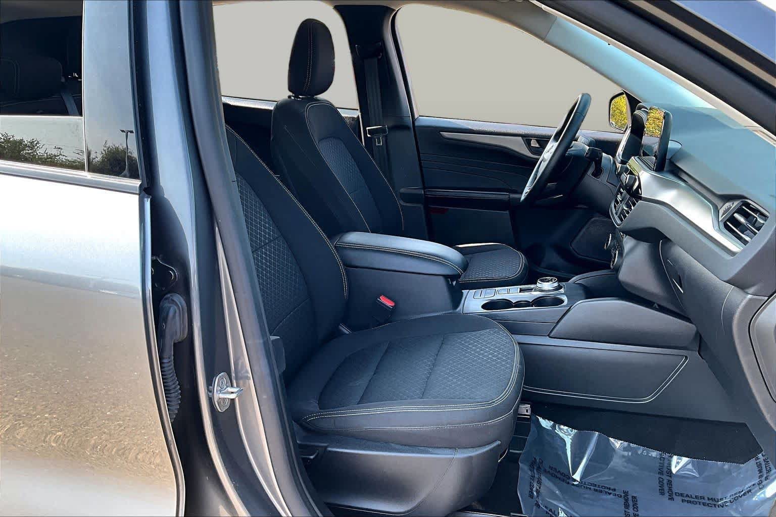 Used 2024 Ford Escape Active FWD image 8