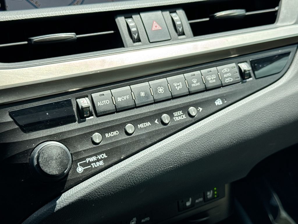 Used 2019 Lexus ES 350 w/ Premium Package FWD image 28