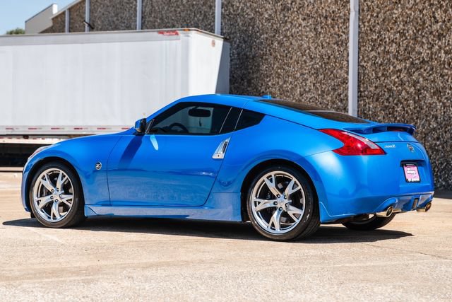 Used 2010 Nissan 370Z Touring w/ Sport Pkg RWD image 6