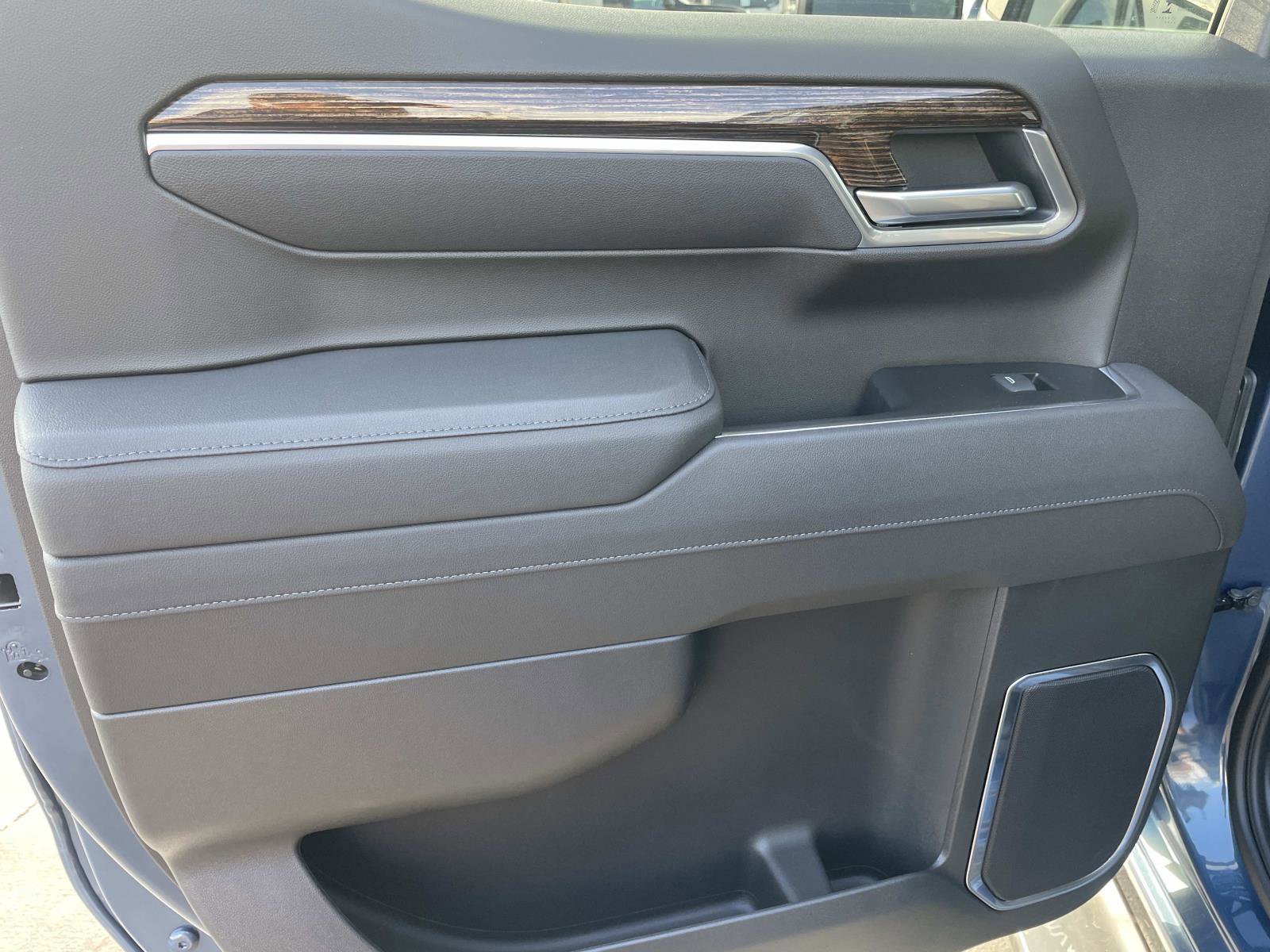 New 2026 GMC Sierra 1500 Elevation w/ Elevation Premium Package image 23