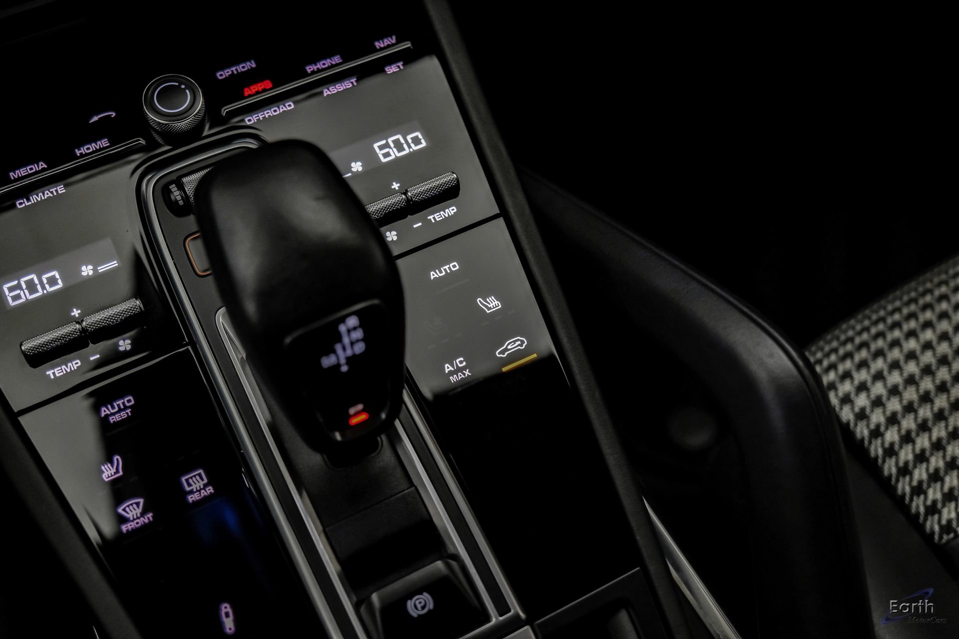 Used 2022 Porsche Cayenne Turbo image 60