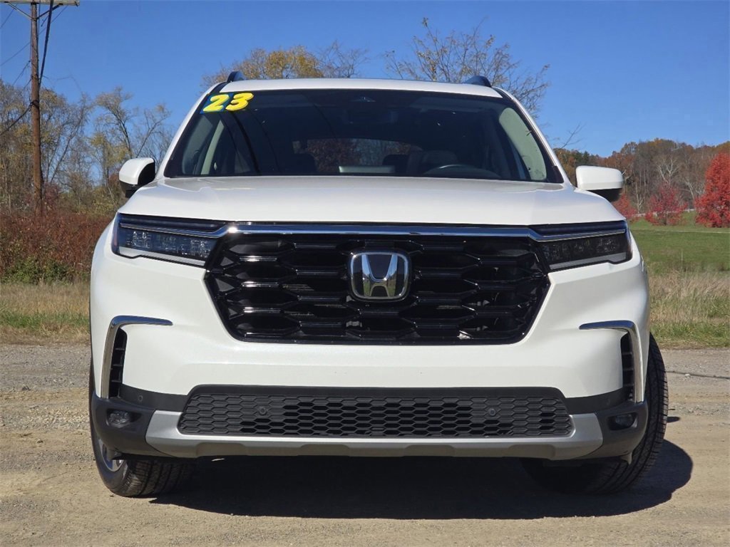 Used 2023 Honda Pilot Touring image 9