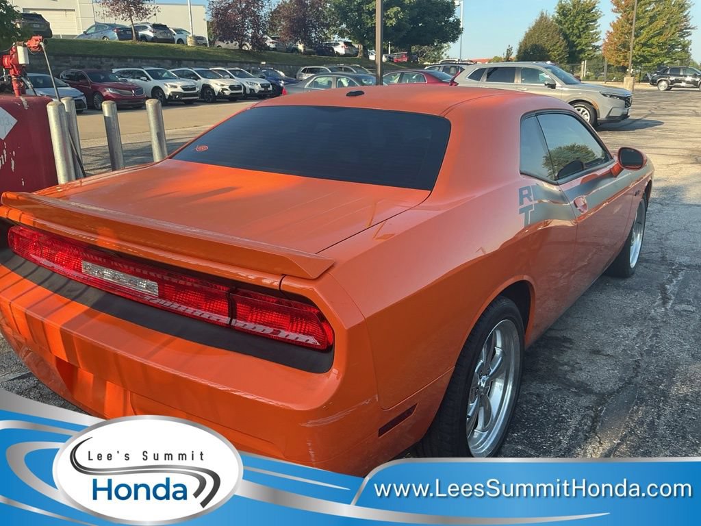 Used 2012 Dodge Challenger R/T RWD image 9