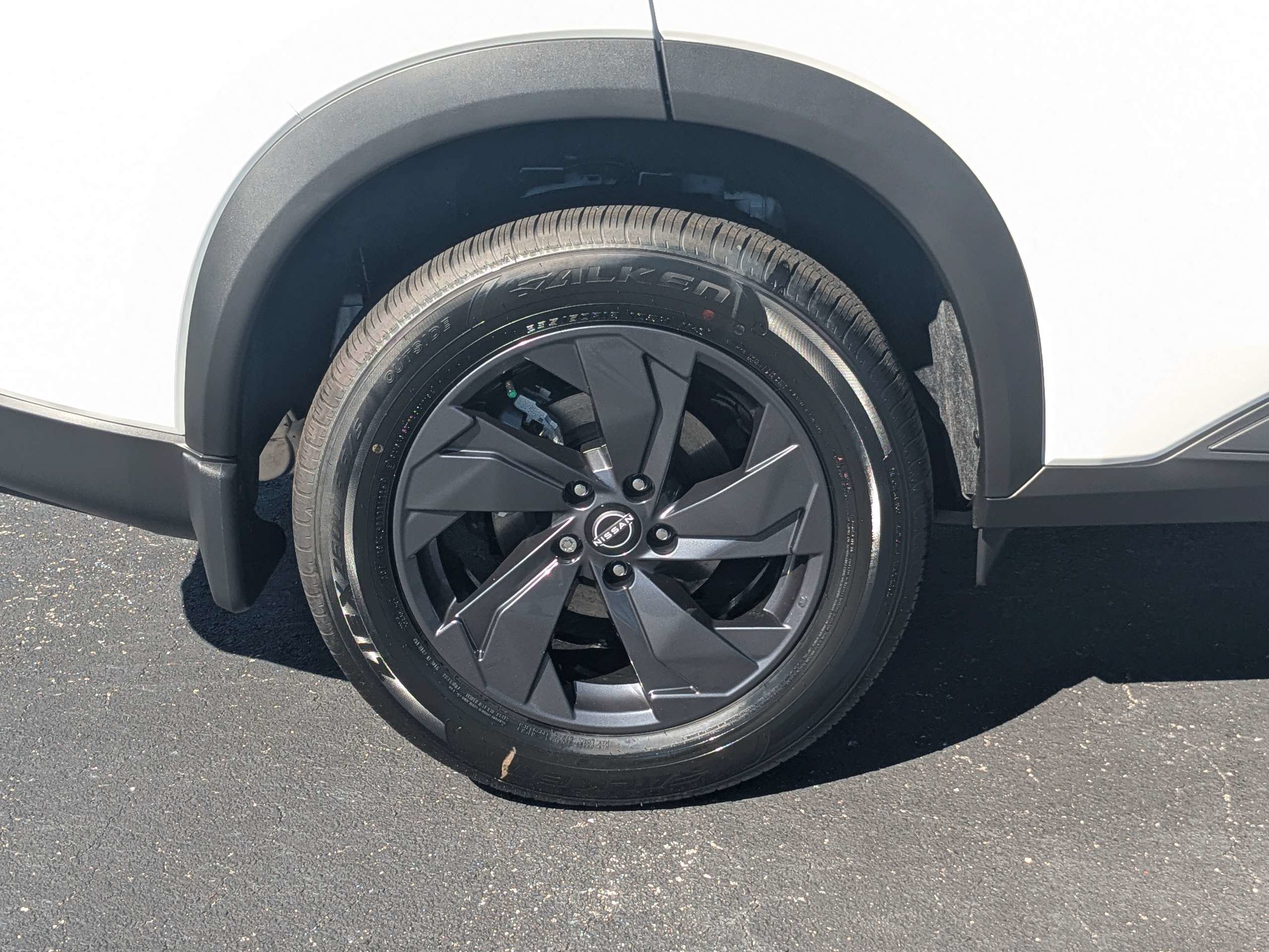 New 2026 Nissan Rogue SV FWD image 11