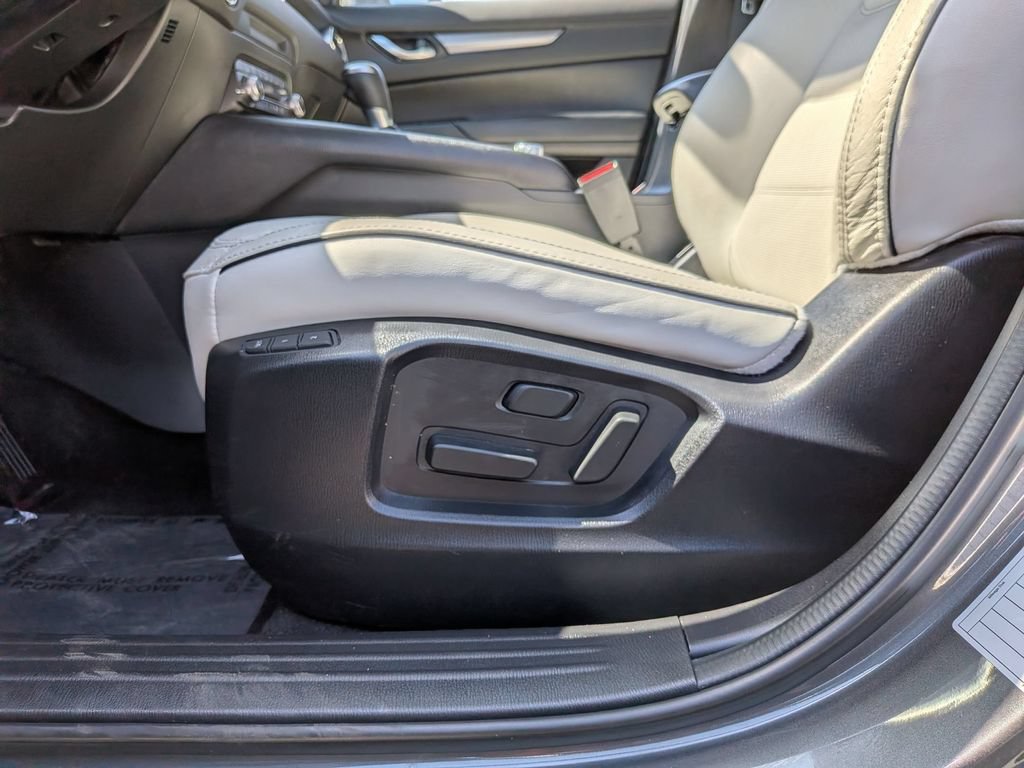 Used 2025 MAZDA CX-5 AWD 2.5 S w/ Preferred Package image 14