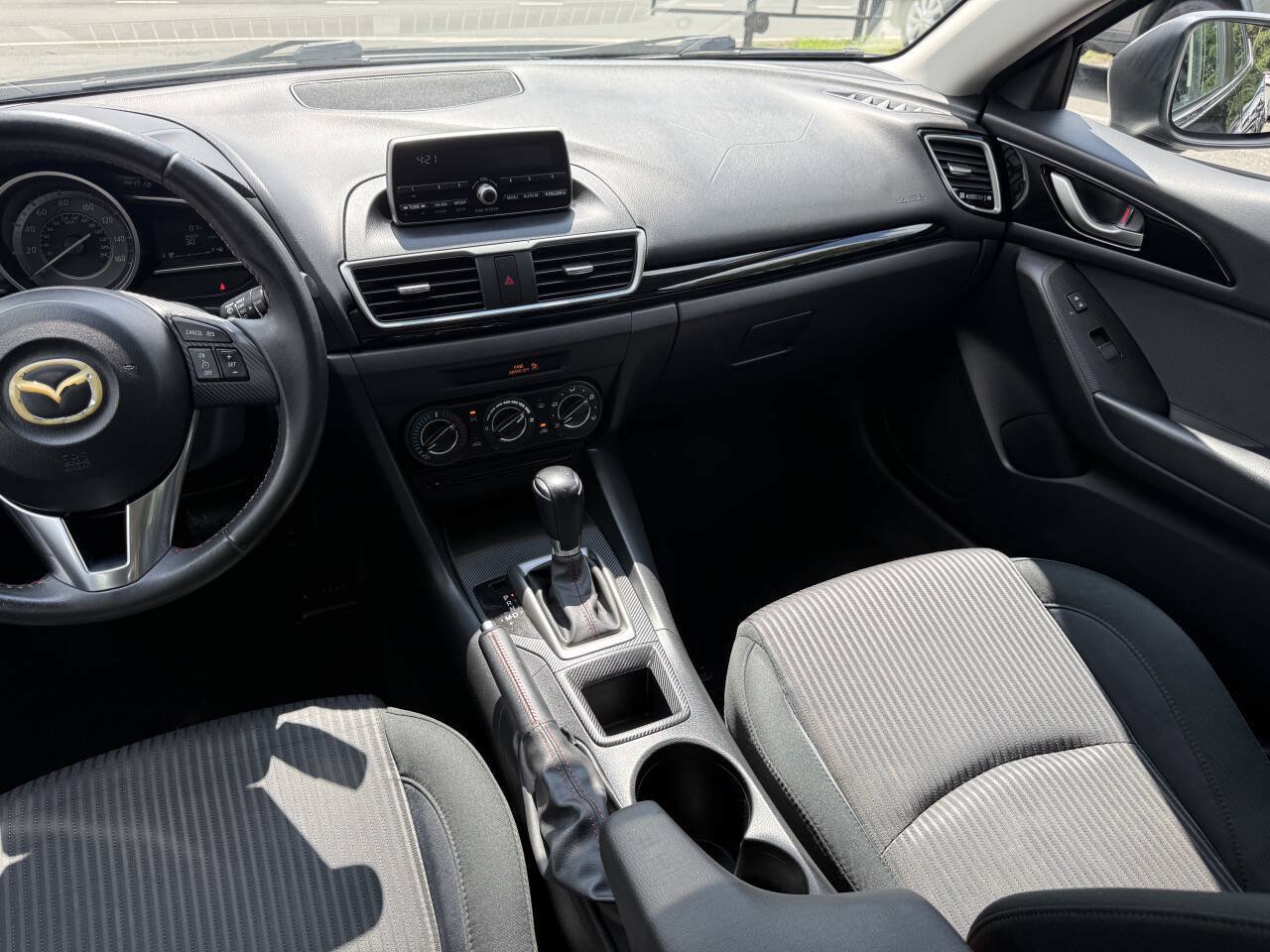 Used 2014 MAZDA MAZDA3 i Touring FWD image 19