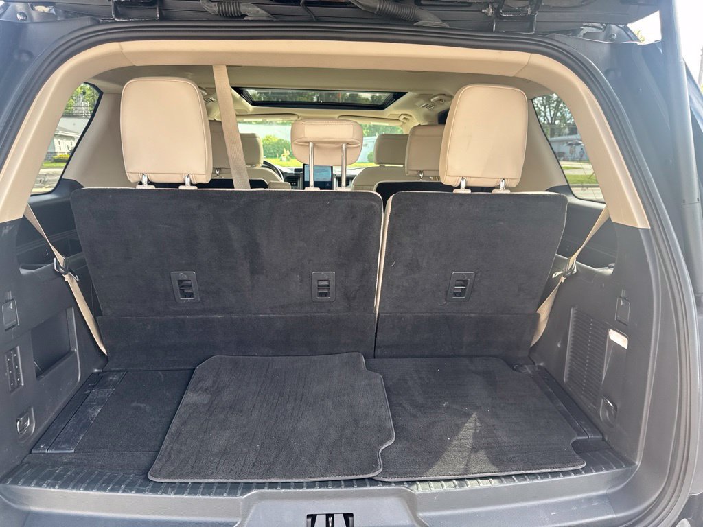 Used 2023 Ford Expedition Platinum AWD/4WD image 52