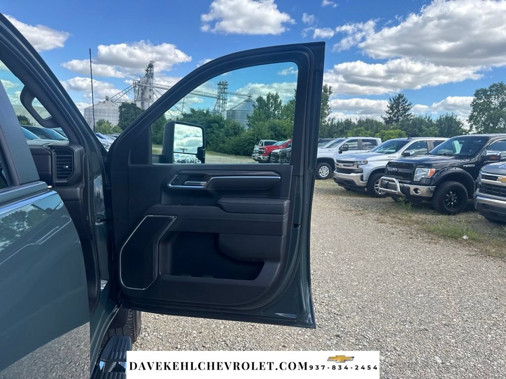 Used 2025 Chevrolet Silverado 2500 LT w/ All Star Edition AWD/4WD image 30
