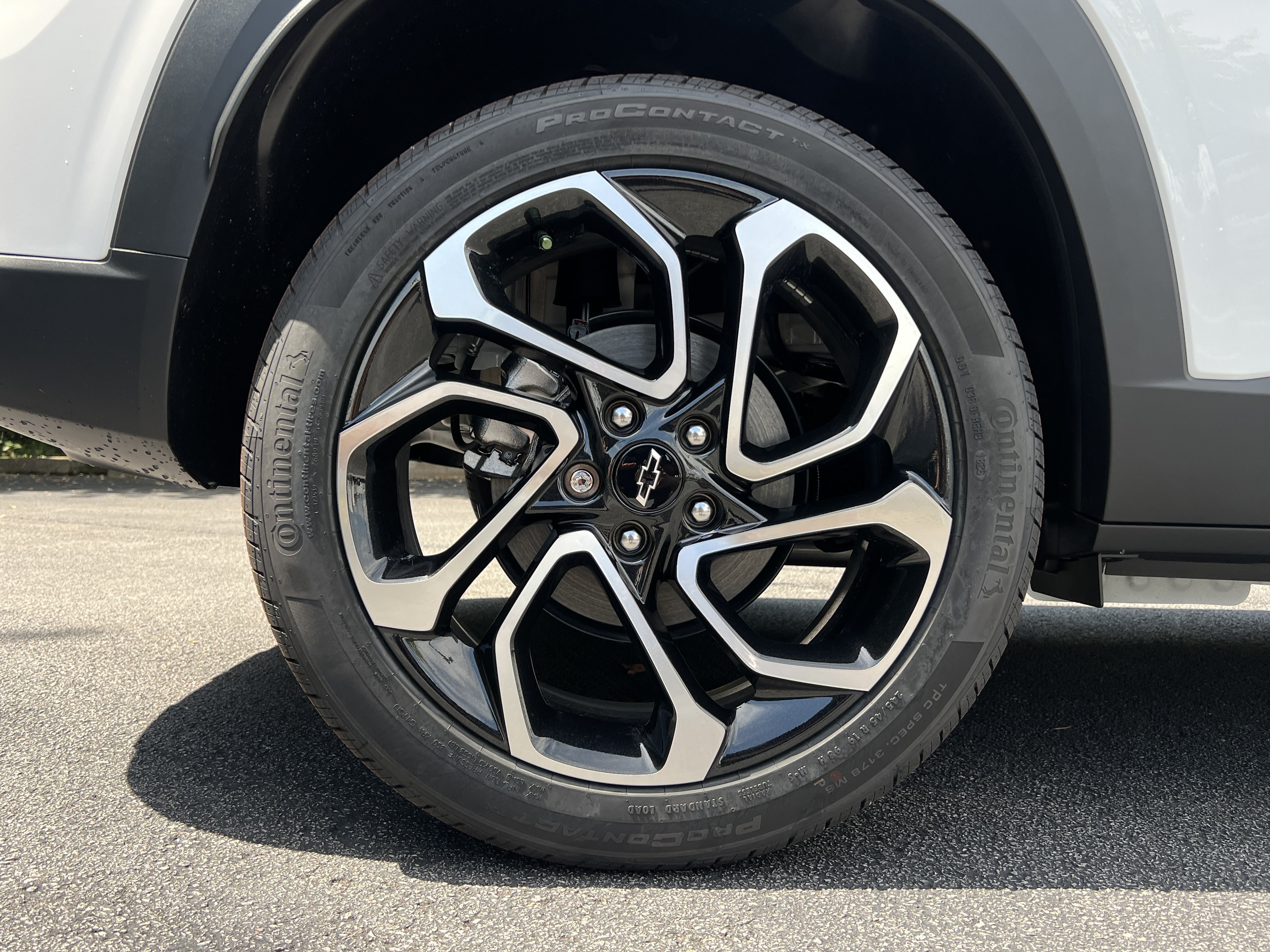 New 2026 Chevrolet Trax RS FWD image 39