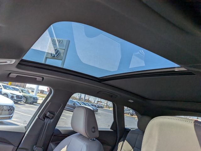 Used 2025 Audi Q5 Premium w/ Convenience Package AWD/4WD image 16
