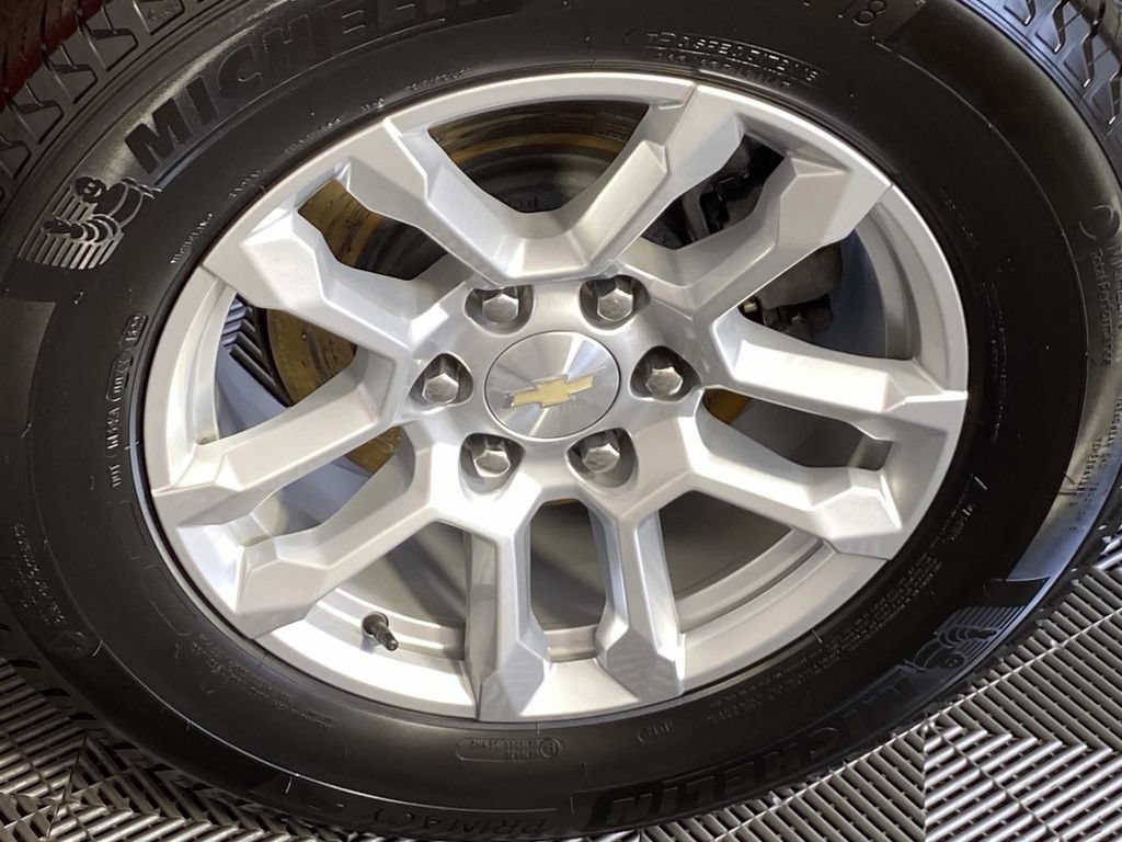 Used 2022 Chevrolet Silverado 1500 LT AWD/4WD image 27