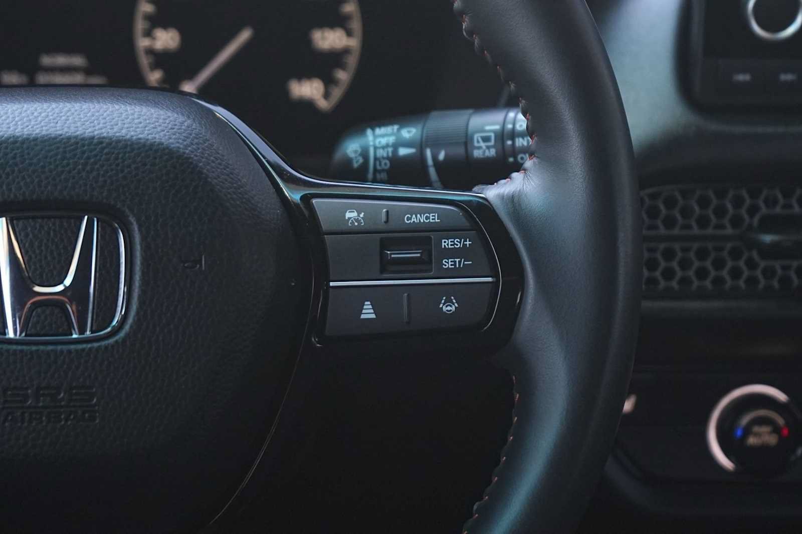 Certified 2025 Honda HR-V Sport image 18