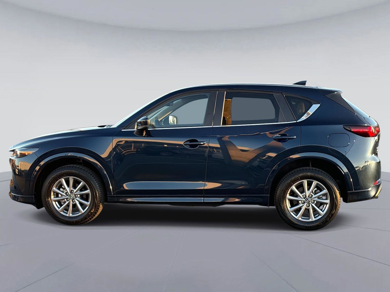 Certified 2025 MAZDA CX-5 AWD 2.5 S w/ Select Package image 6