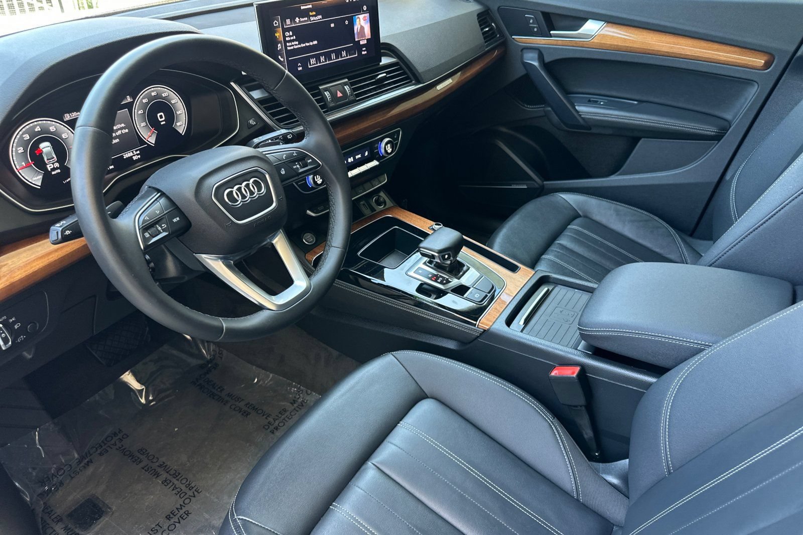 Used 2021 Audi Q5 2.0T Premium Plus w/ Premium Plus Package AWD/4WD image 10