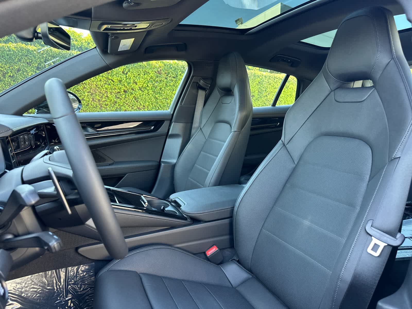 New 2026 Porsche Panamera RWD image 5