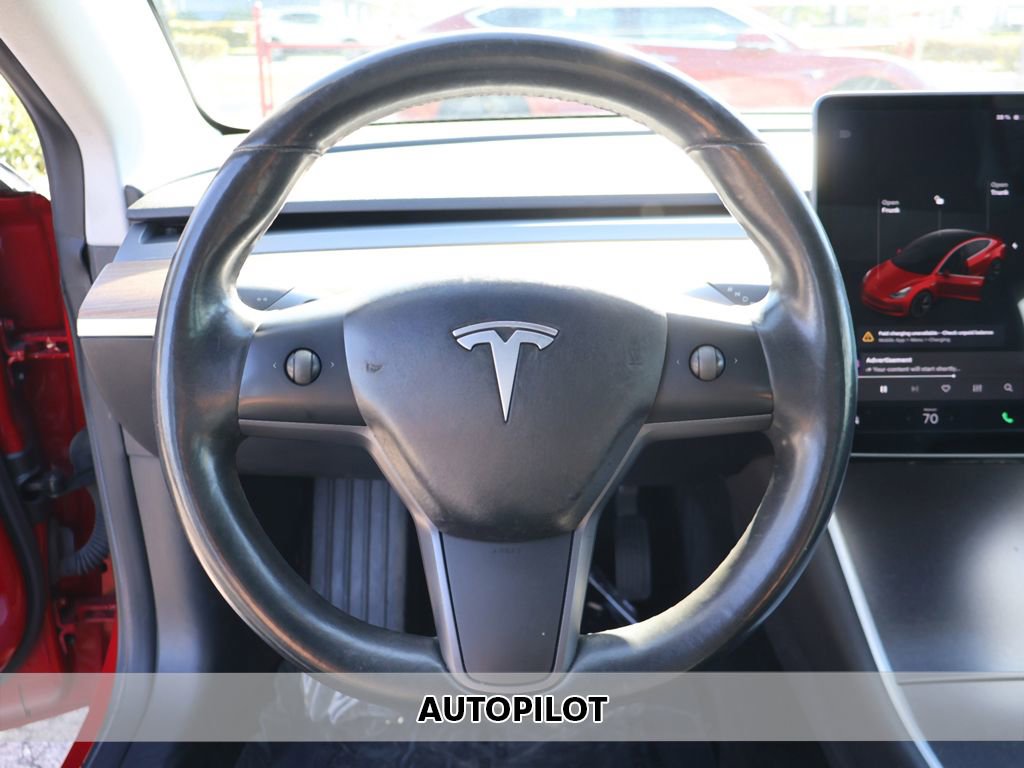 Used 2018 Tesla Model 3 Long Range RWD image 3