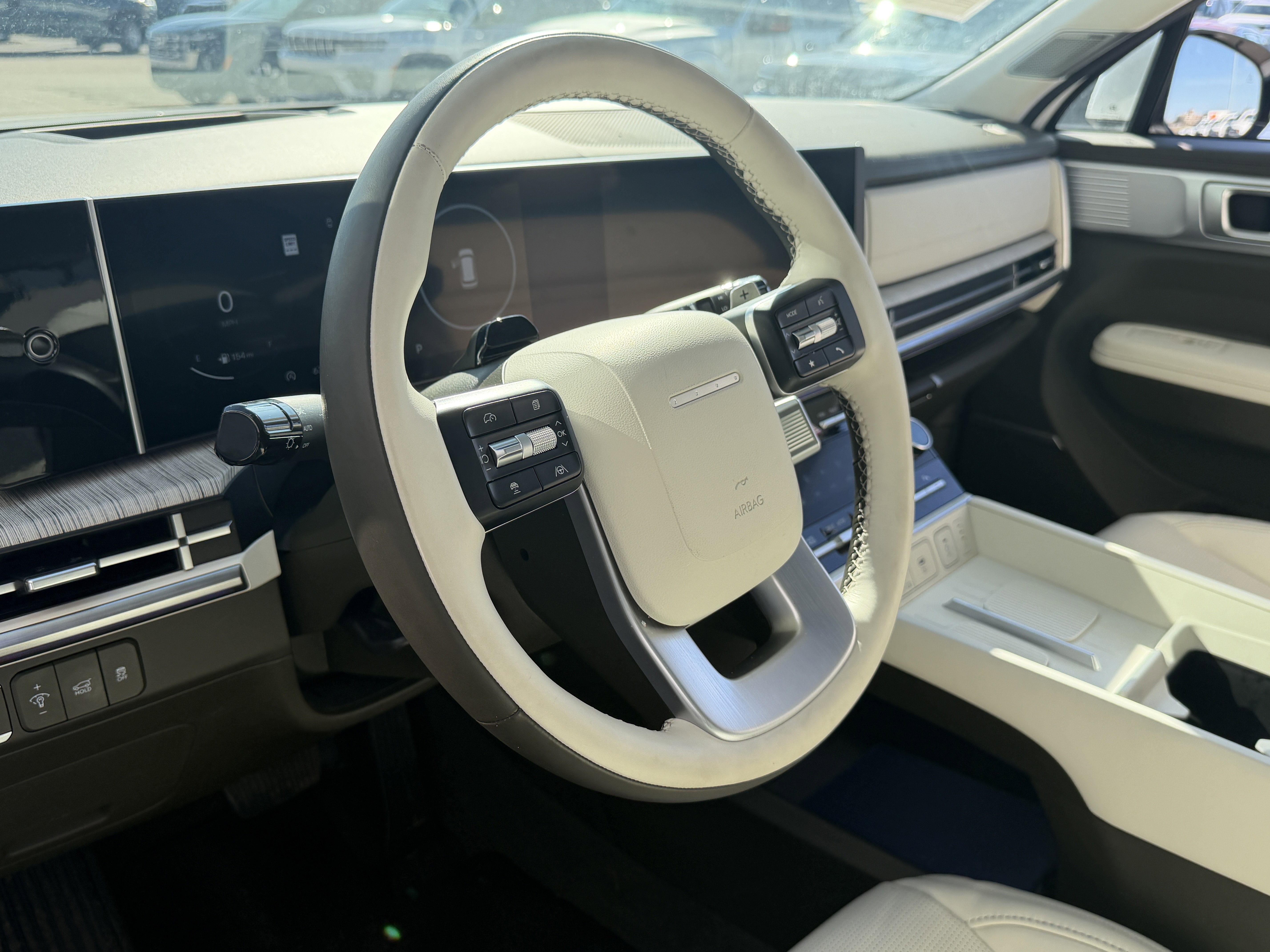 Certified 2025 Hyundai Santa Fe Calligraphy image 37