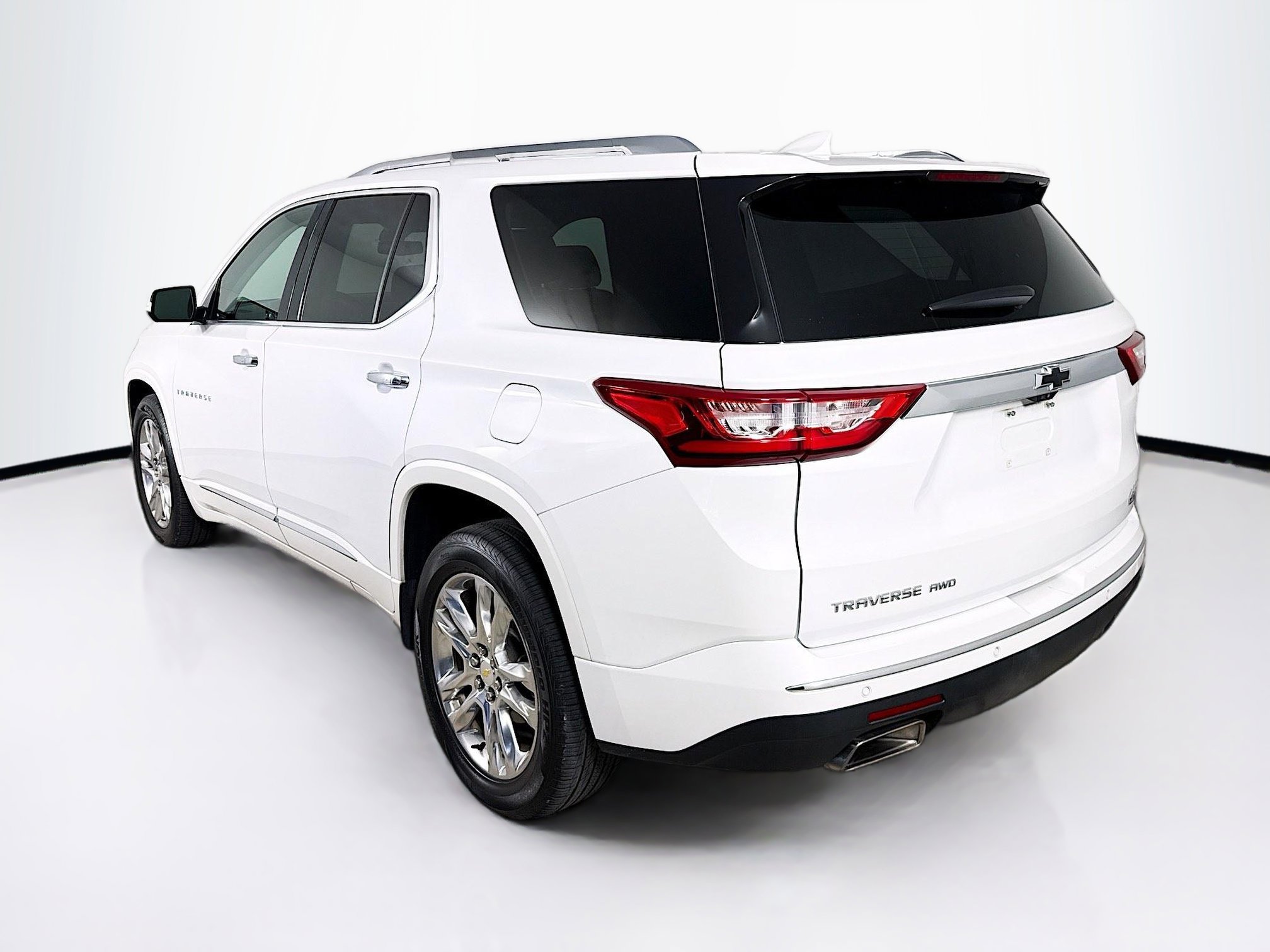 Used 2019 Chevrolet Traverse High Country image 32