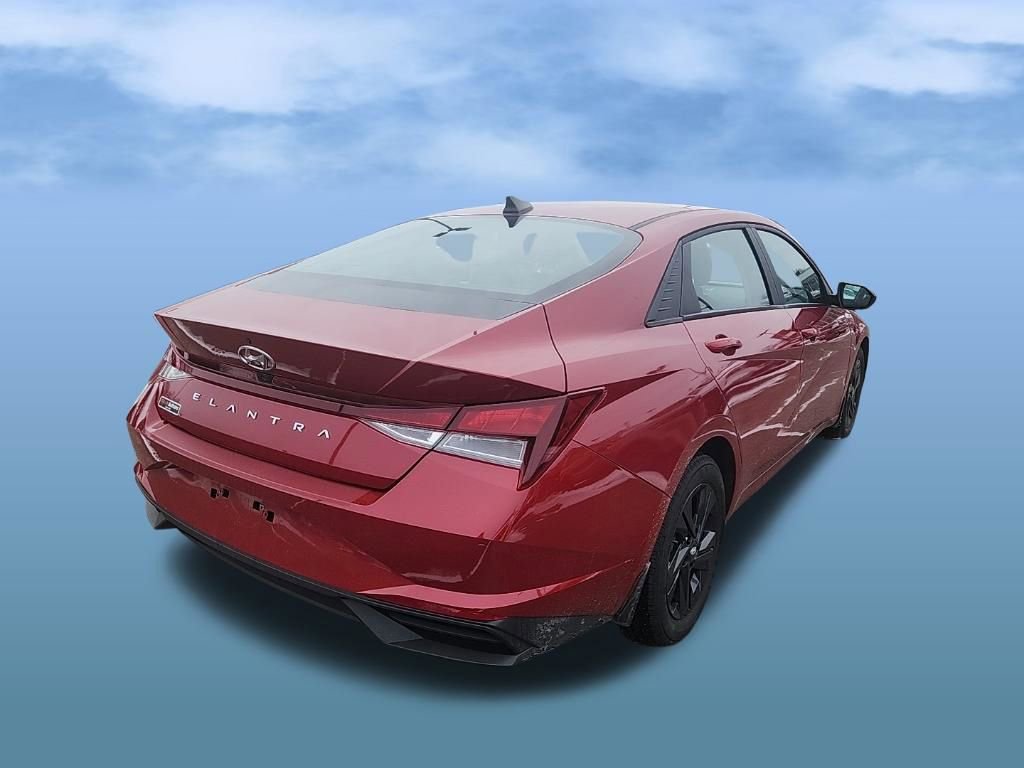 Certified 2023 Hyundai Elantra SEL image 8