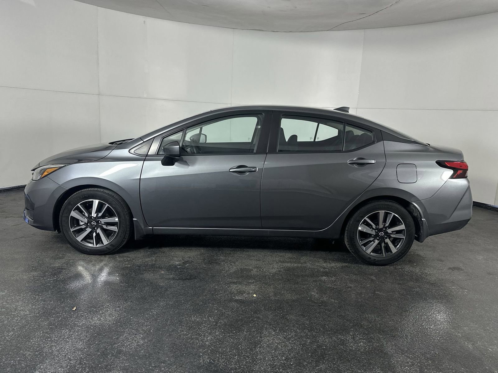 Certified 2025 Nissan Versa SV w/ Trunk Package image 5