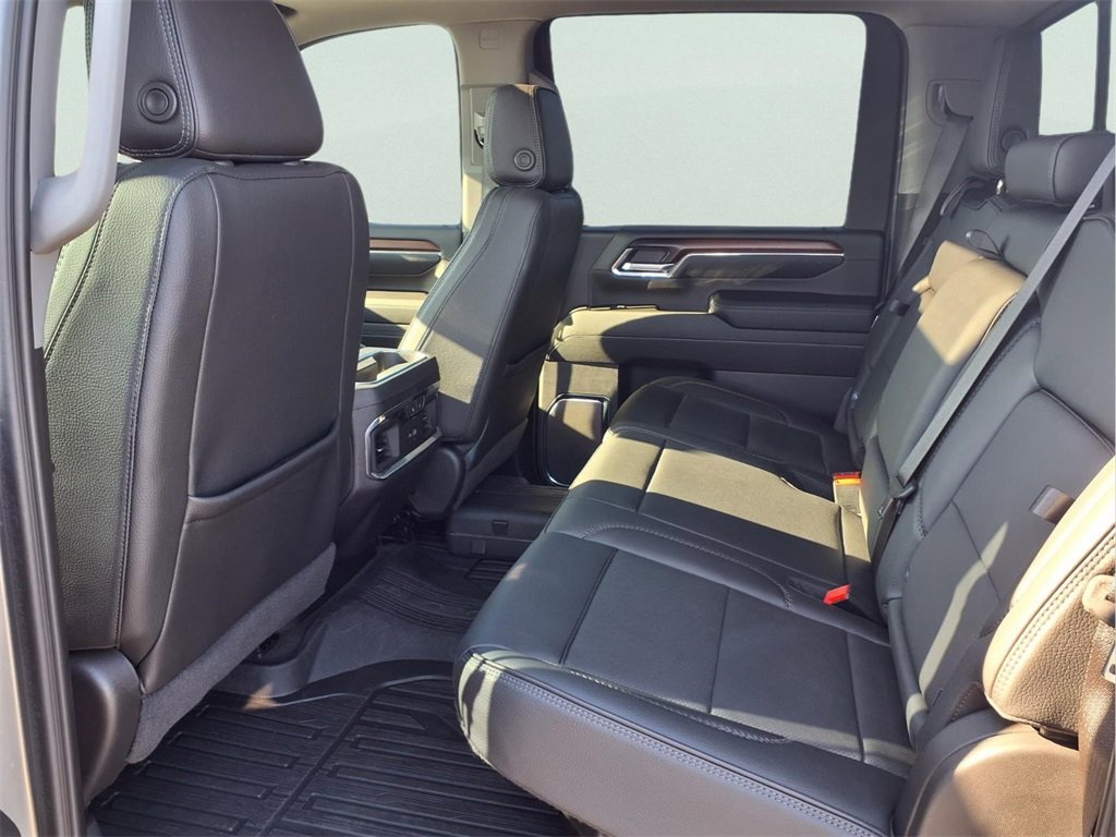 Used 2024 GMC Sierra 2500 Denali w/ Denali Reserve Package image 24
