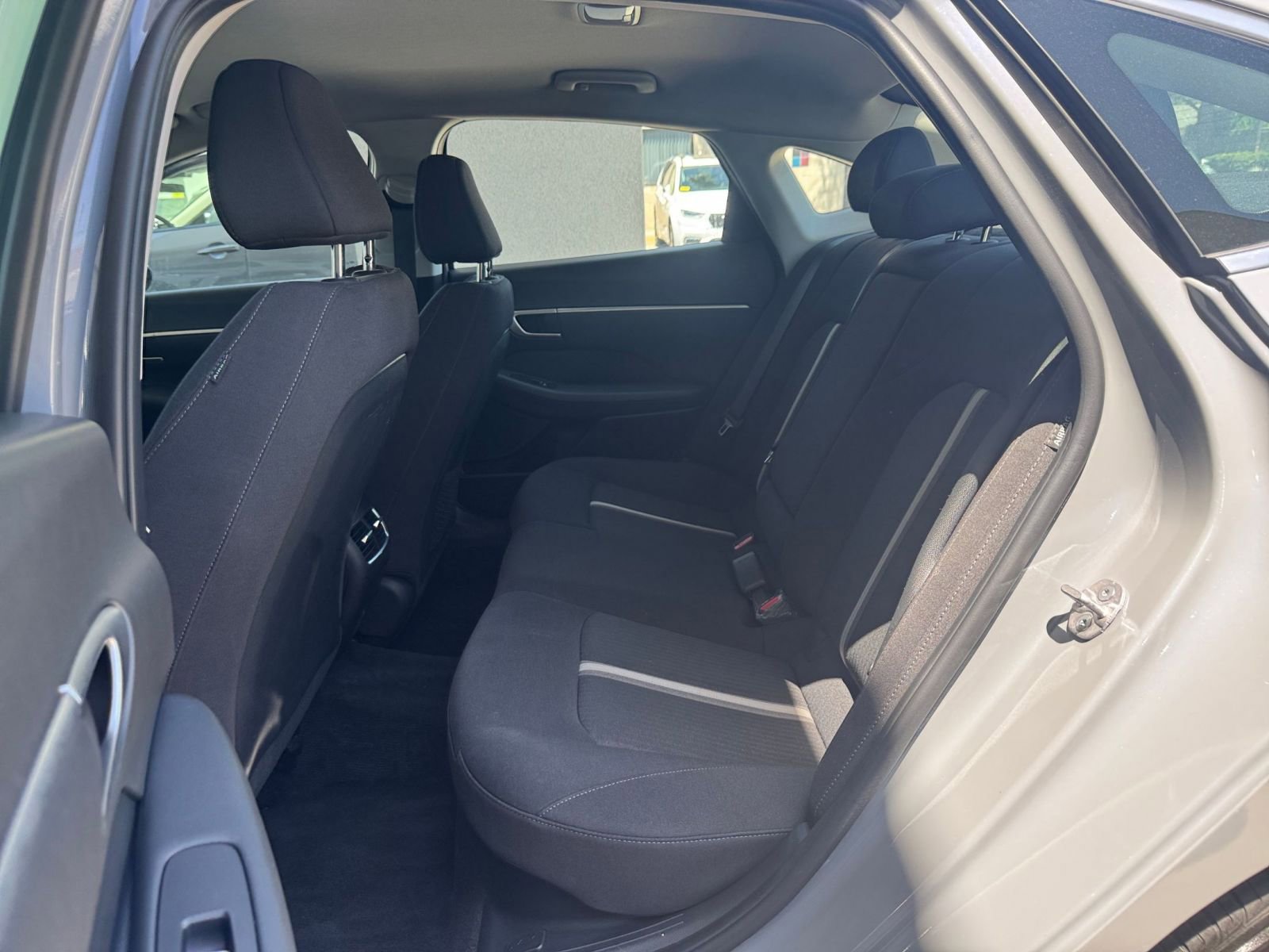Used 2025 Hyundai Sonata SEL FWD image 25