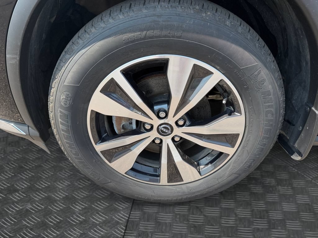 Used 2024 Nissan Murano SV AWD/4WD image 16