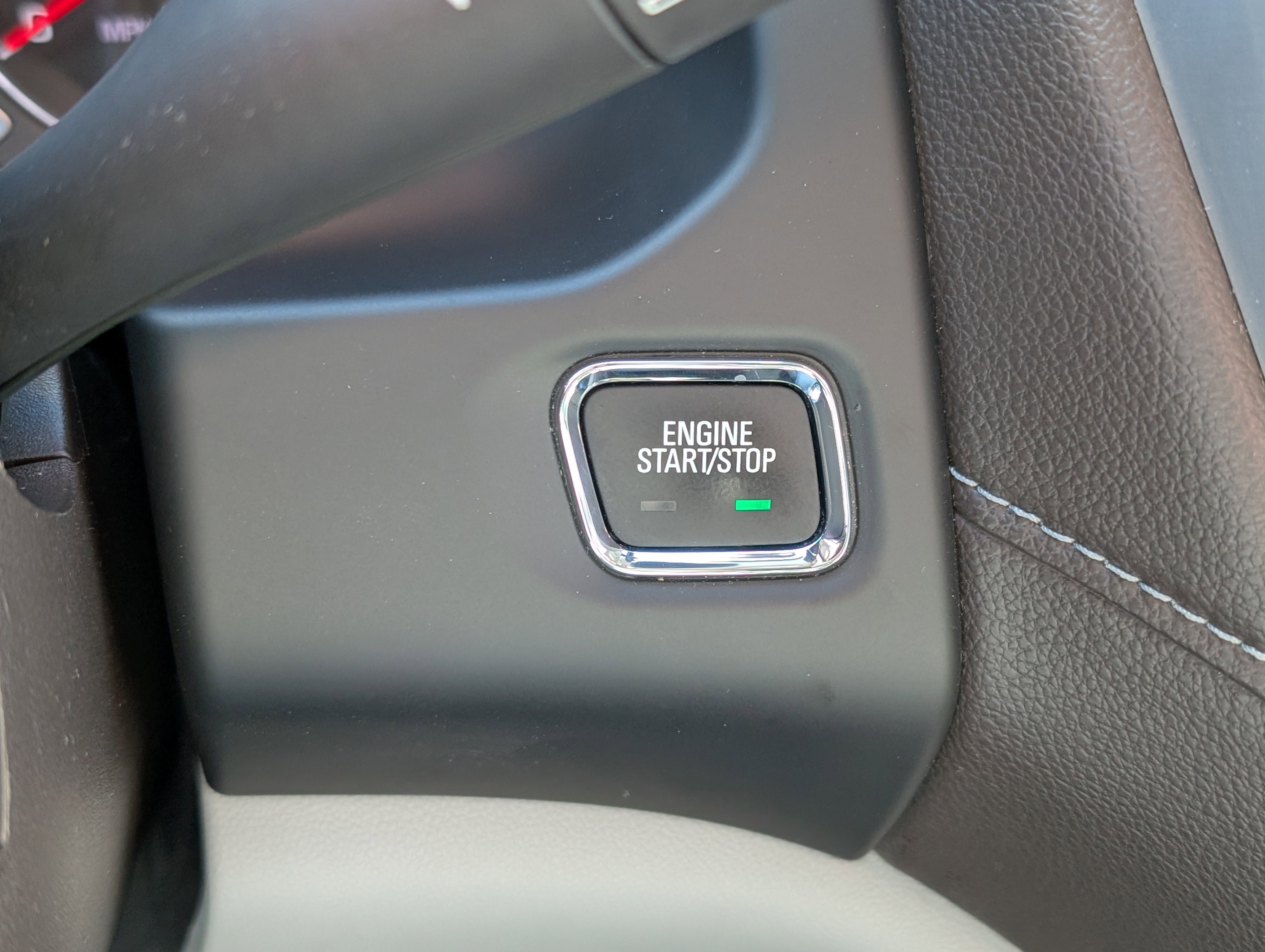 Used 2018 GMC Acadia SLT w/ LPO, Black Accent Package image 25