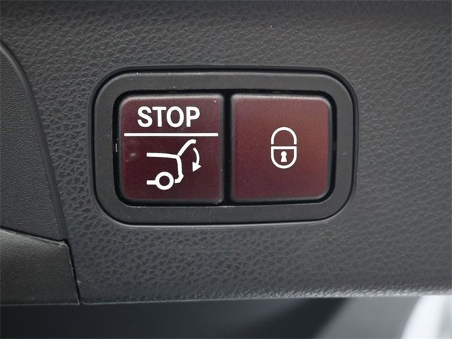 Used 2017 Mercedes-Benz GLC 300 GLC 300 Coupe image 27